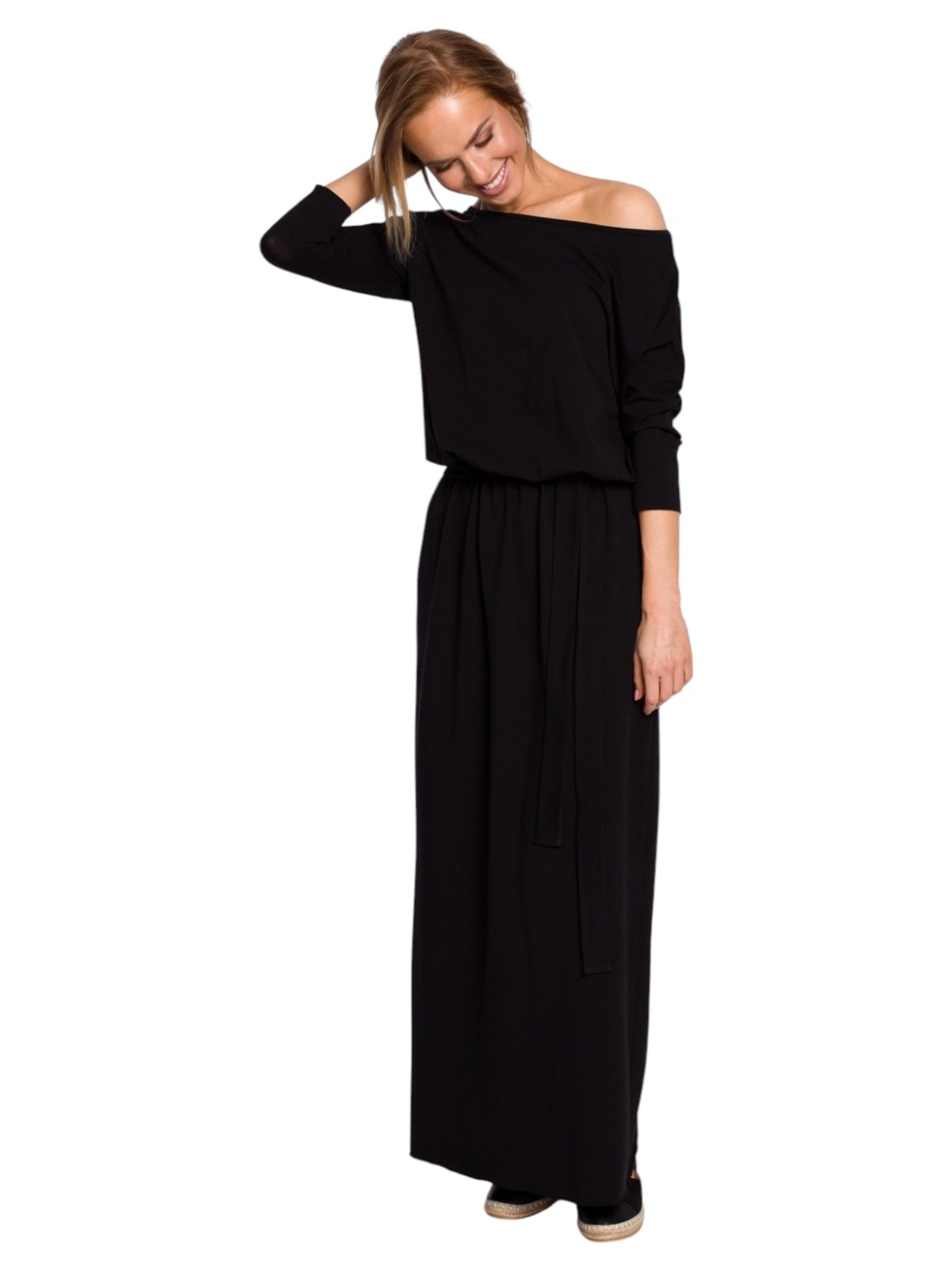 amorubi.com Dress in Black: front