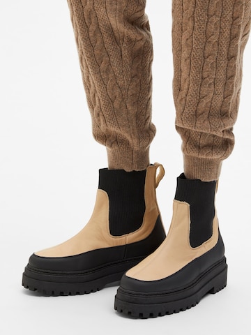 SELECTED FEMME Chelsea Boots 'Fasta' in Beige
