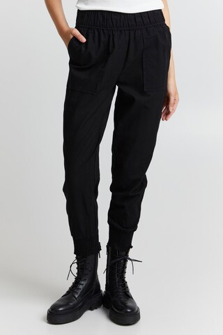 Fransa Tapered Pants in Black: front