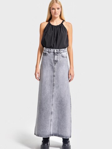 IT'S BASIC Skirt 'Maxi Denim Skirt' in Grey