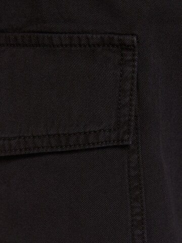 Effilé Pantalon cargo Bershka en noir