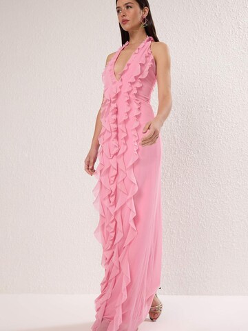 Abito da sera di Trendyol in rosa