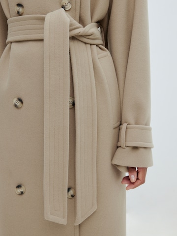 EDITED Between-Seasons Coat 'Stevie' in Brown