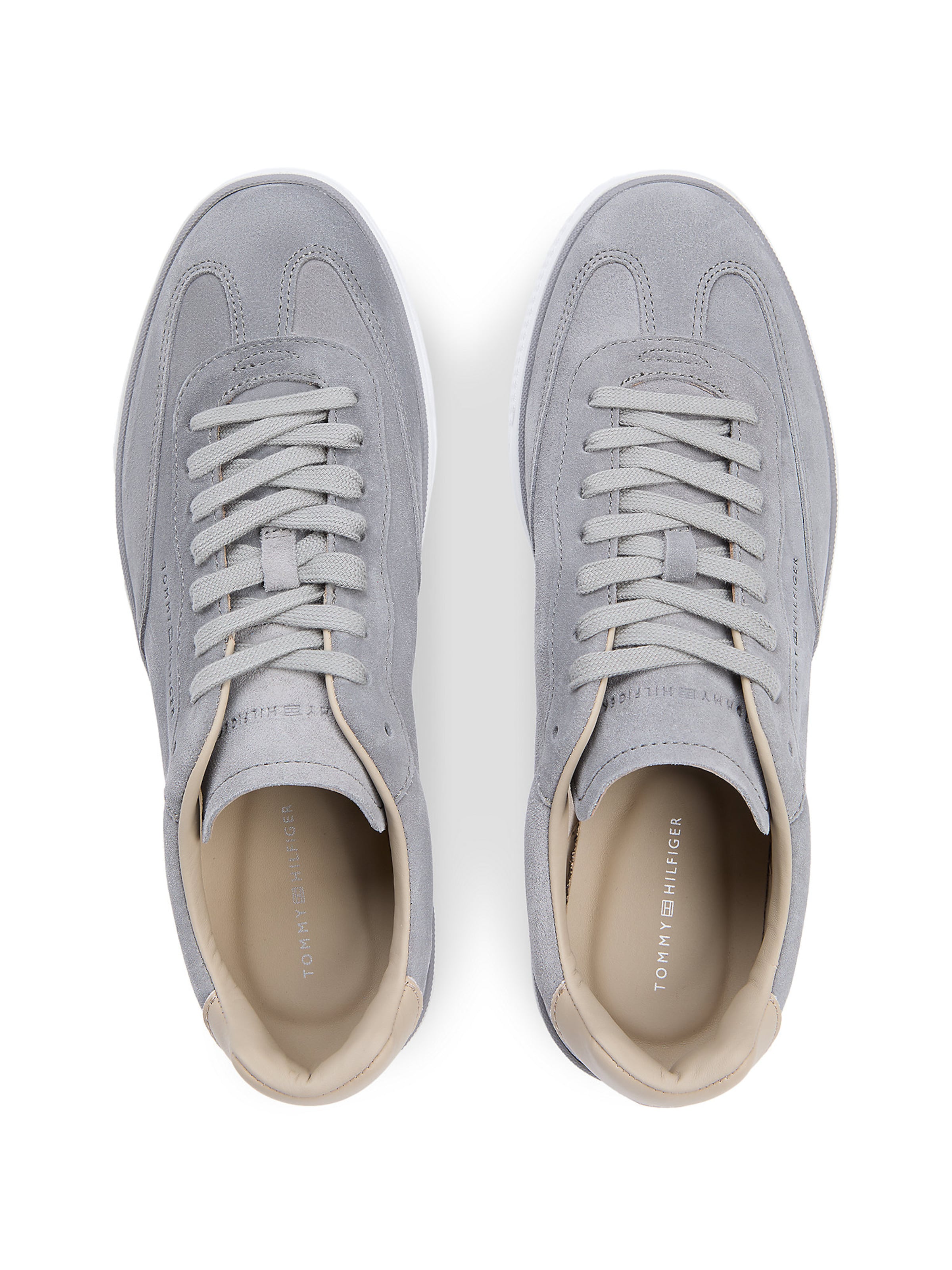 TOMMY HILFIGER Sneaker in Grau