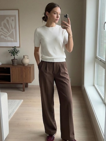 Everly Wide leg Παντελόνι πλισέ σε καφέ