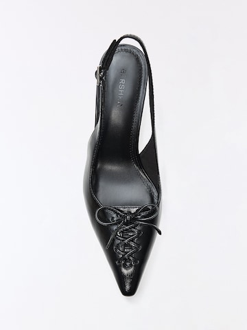 Bershka Slingback Pumps in Black
