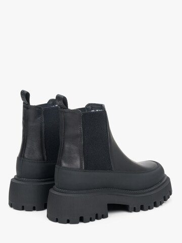 Estro Booties '09-2511' in Black