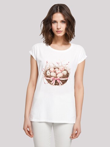 F4NT4STIC T-Shirt 'Osterei Nest Korb Dekor' in Weiß: Vorderseite