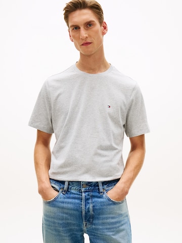 TOMMY HILFIGER Póló 'ESS SEASONAL' - szürke: elől