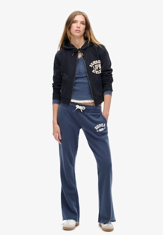 Bootcut Pantalon 'Athletic Essentials' Superdry en bleu