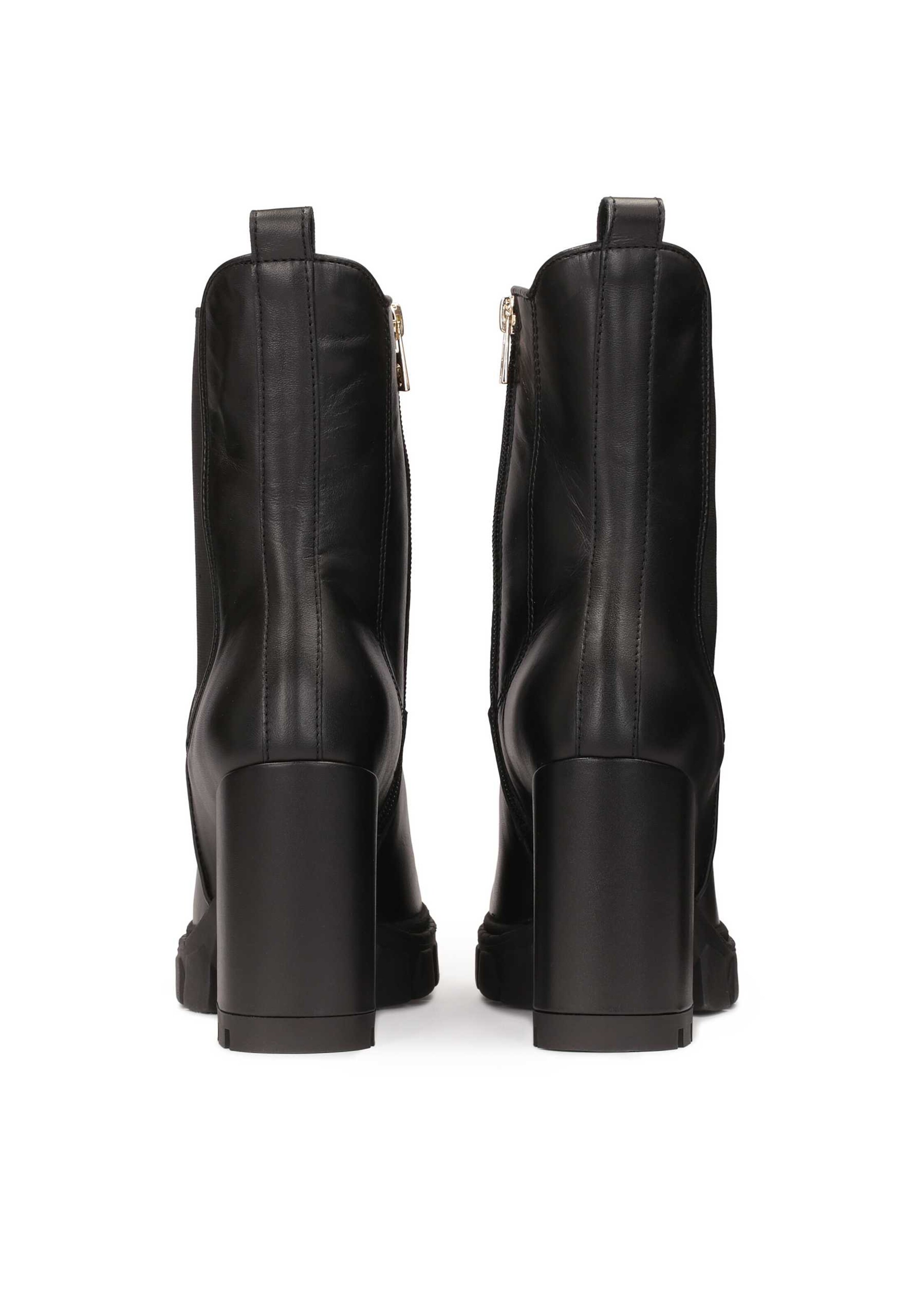 Kazar Bootie in Black