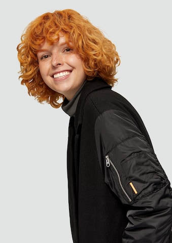 QS Between-seasons coat in Black