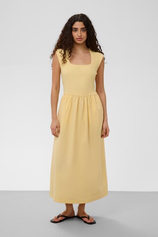 Robe 'SLSimone' SOAKED IN LUXURY en jaune : devant