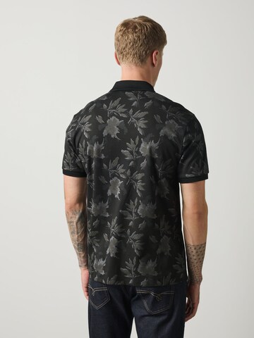 Next Shirt in Schwarz