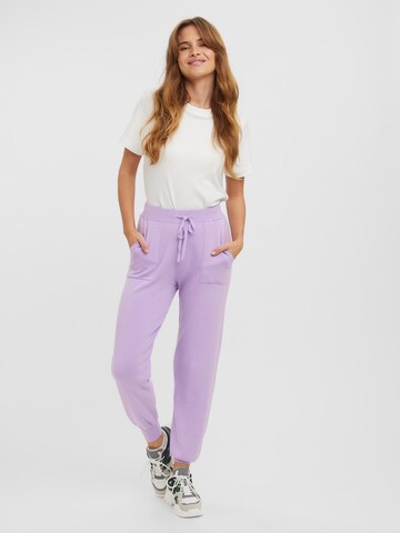 VERO MODA Tapered Housut 'Nancy' värissä lila