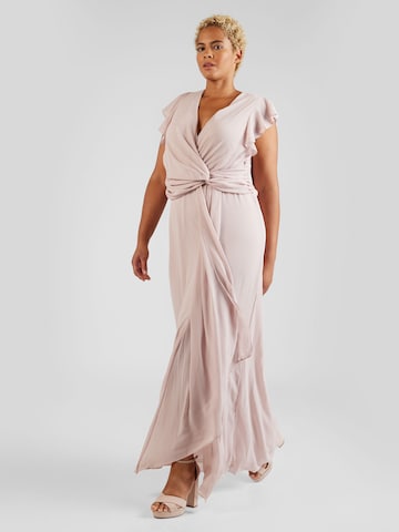 Robe de soirée TFNC Plus en rose