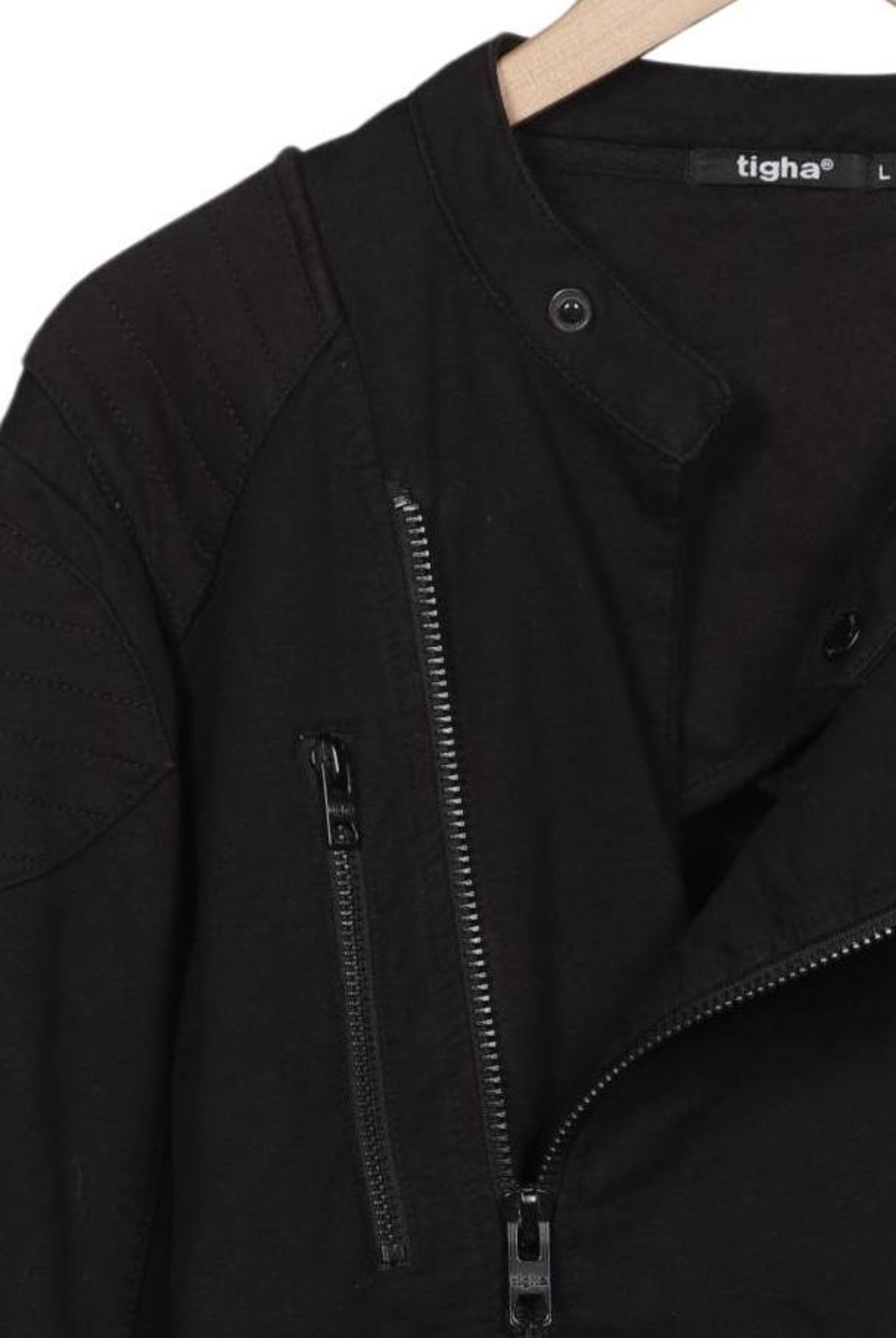 tigha Jacket & Coat in L in Black