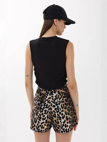 Top di Hiccup in nero