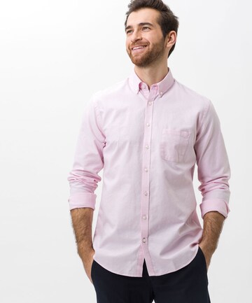 BRAX Comfort Fit Hemd 'Daniel' in Pink: predná strana