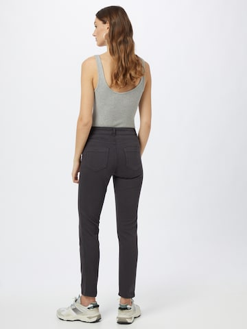 OUI Slimfit Jeans in Schwarz