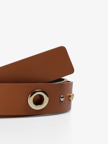 Scalpers Riem ' ' in Bruin