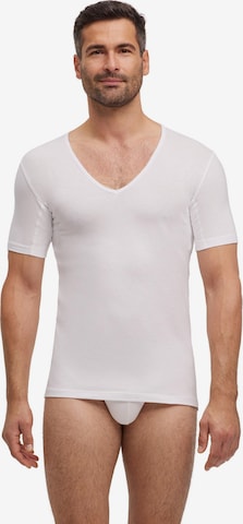 FALKE Undershirt in White: front