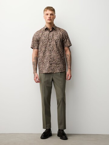 Next Regular Fit Hemd in Braun