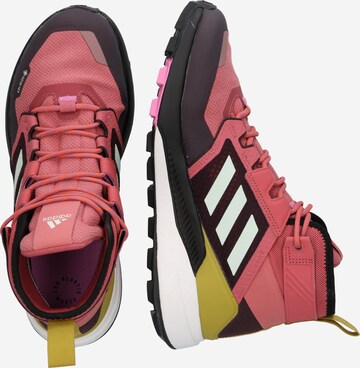 ADIDAS TERREX Nízke čižmy 'Trailmaker' - ružová