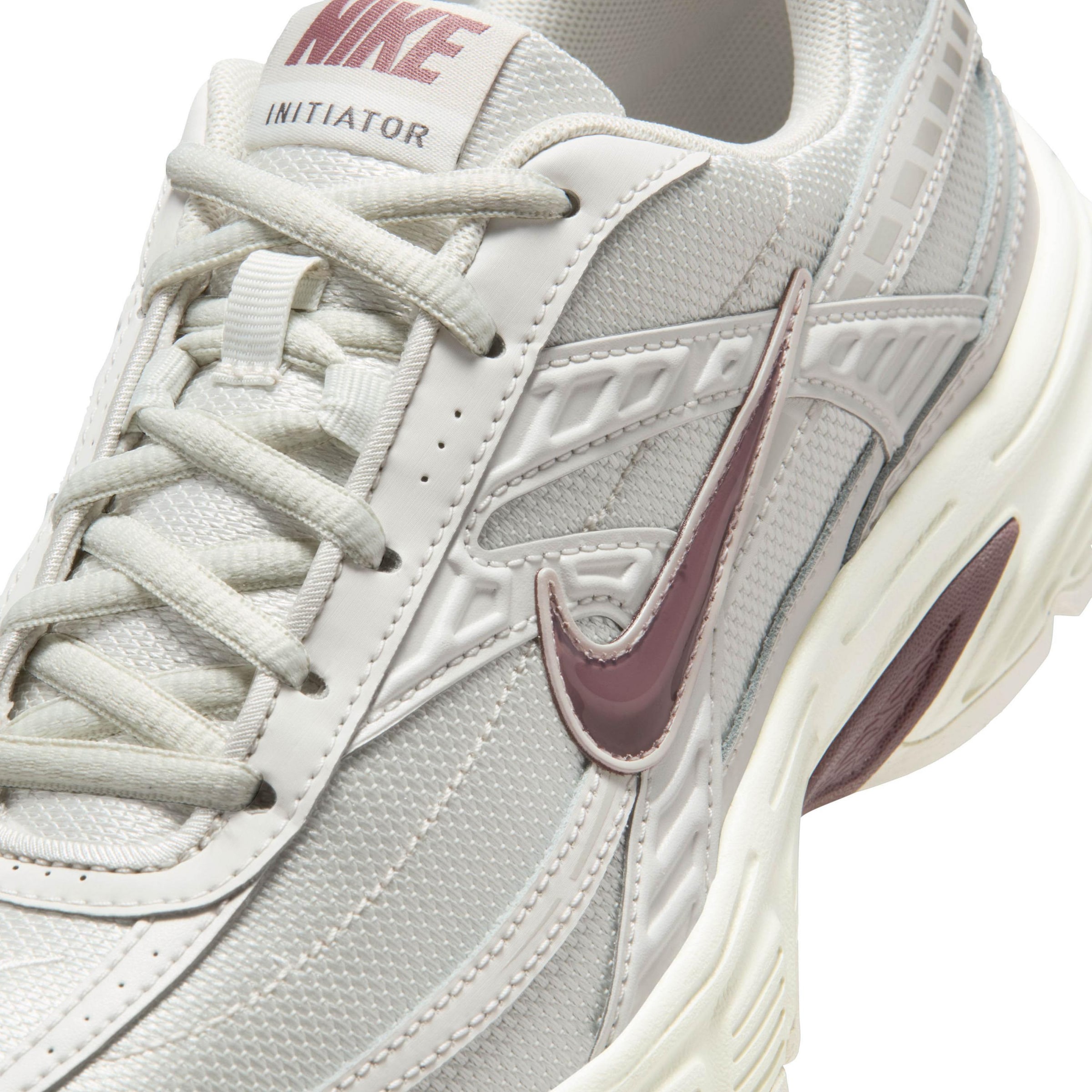 Nike Sportswear Sneaker 'Initiator' in Weiß