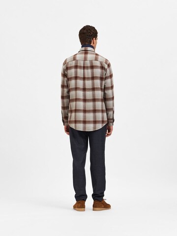 SELECTED HOMME Regular fit Overhemd in Bruin