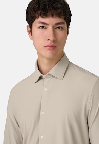 Coupe regular Chemise Boggi Milano en beige