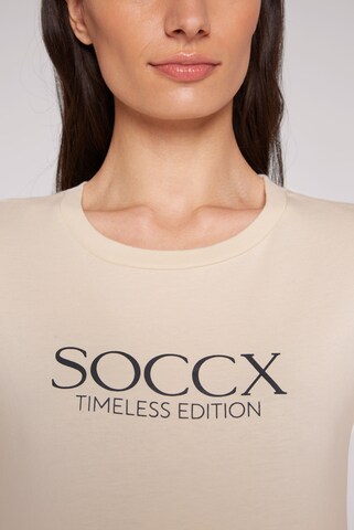 Soccx Basic T-Shirt mit Logo Print in Braun