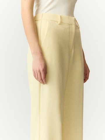 YAS Wide leg Broek 'YASLikka' in Geel