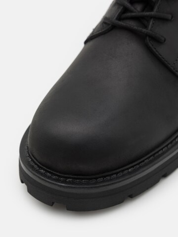 VAGABOND SHOEMAKERS Fűzős csizma 'CAMERON' - szürke