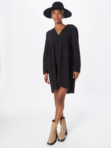 UNITED COLORS OF BENETTON Dress in Black