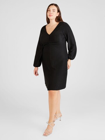 Robe ONLY Carmakoma en noir