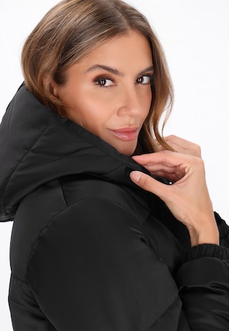 Geacă de iarnă de la faina pe negru