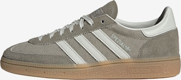 ADIDAS ORIGINALS Низкие кроссовки 'Handball Spezial' в Серый: спереди