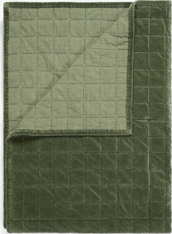 ESSENZA Blankets 'Julia' in Green: front