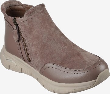 SKECHERS Ankle Boots in Braun