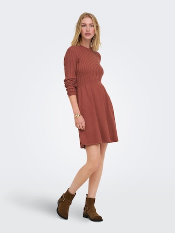 ONLY - Vestido en rojo