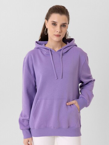 Jacey Quinn Sweatshirt in Purple