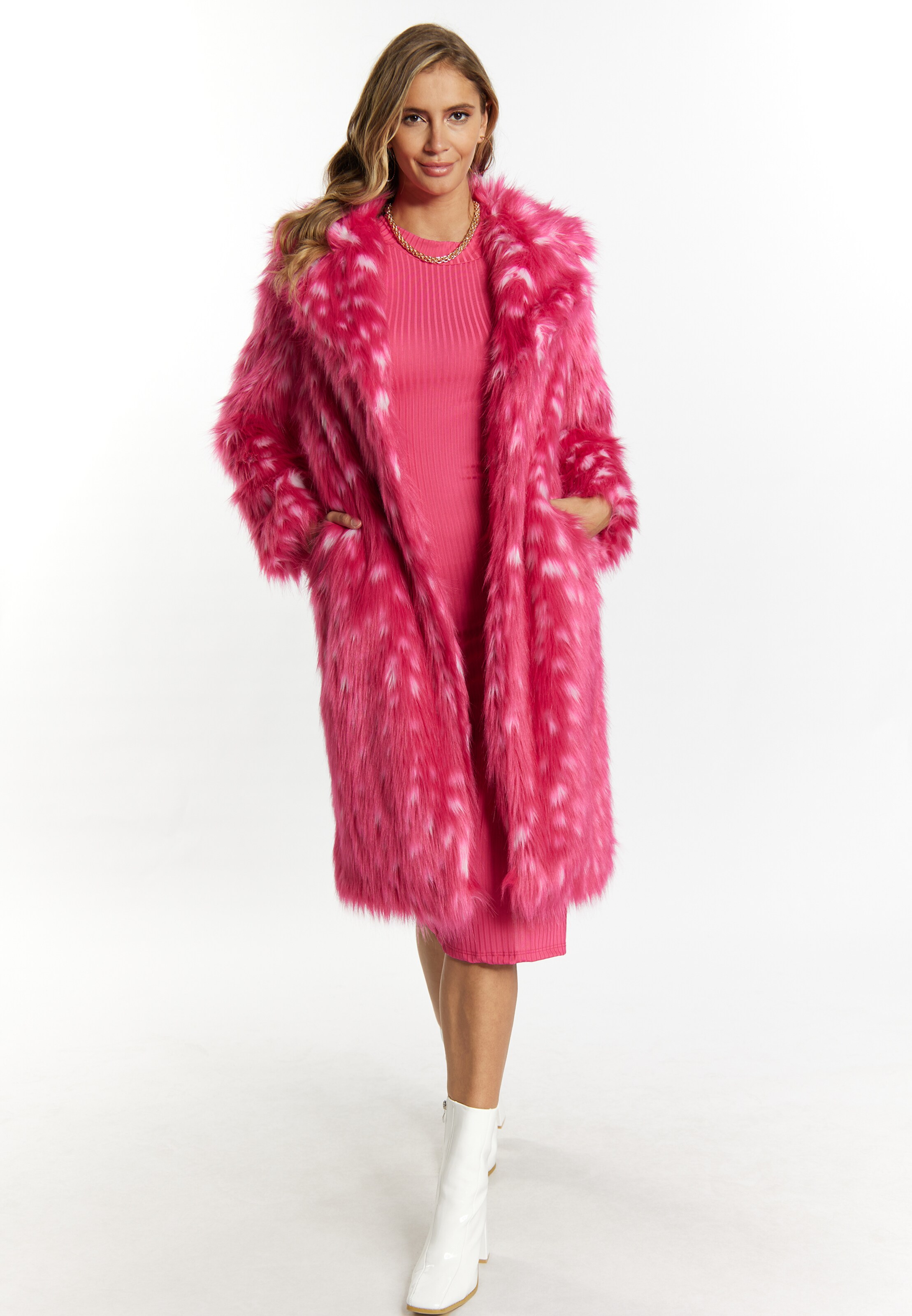 faina Winter Coat in Magenta ABOUT YOU