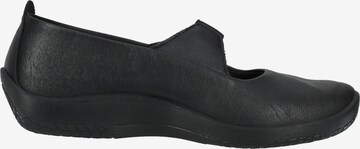 Arcopedico Slipper in Schwarz