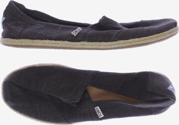 TOMS Halbschuh 42 in Grau: predná strana