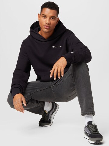 Champion Authentic Athletic Apparel Sweatshirt in Schwarz