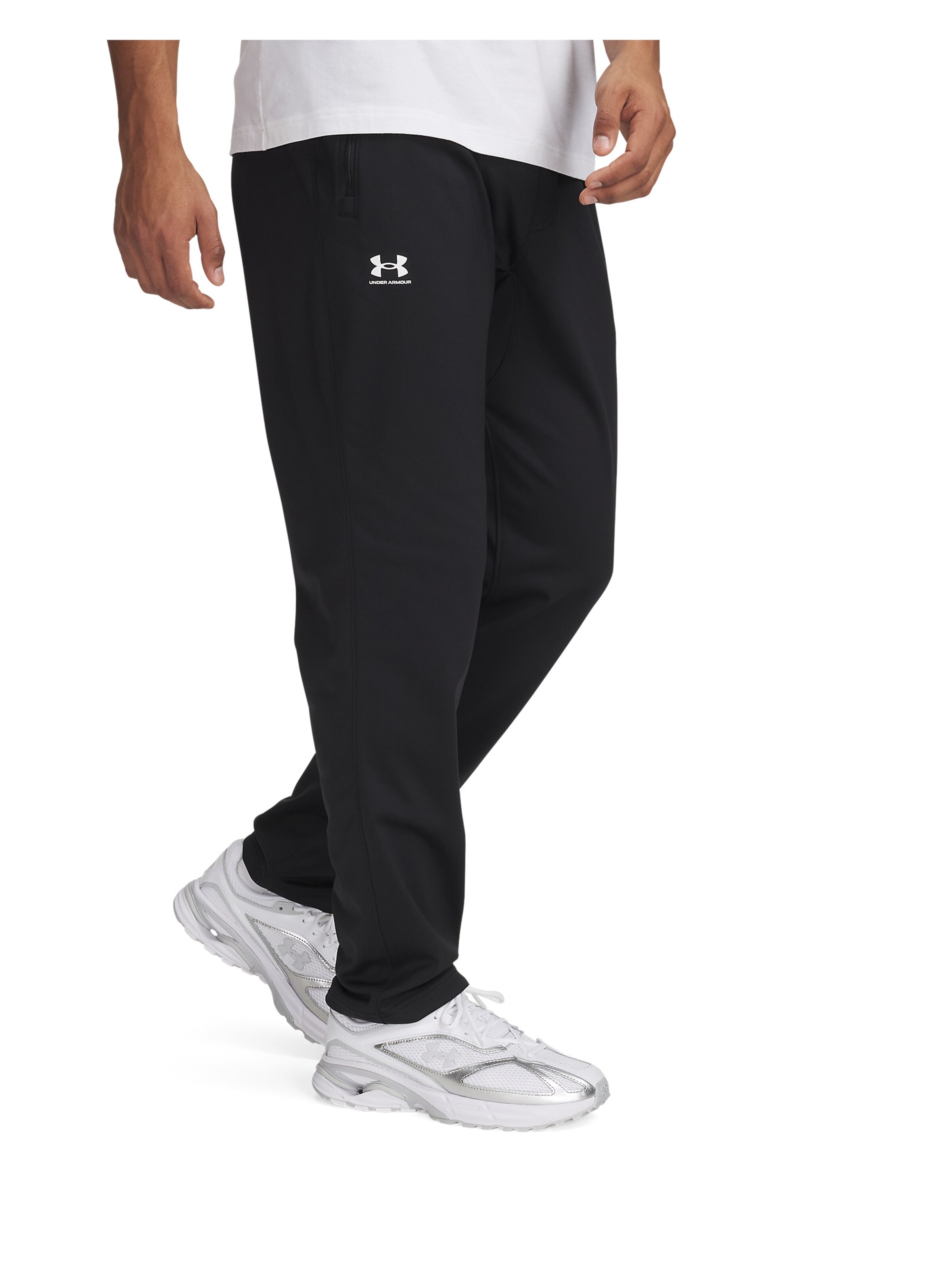 UNDER ARMOUR Regular Sportbroek 'Brawler' in Zwart: voorkant
