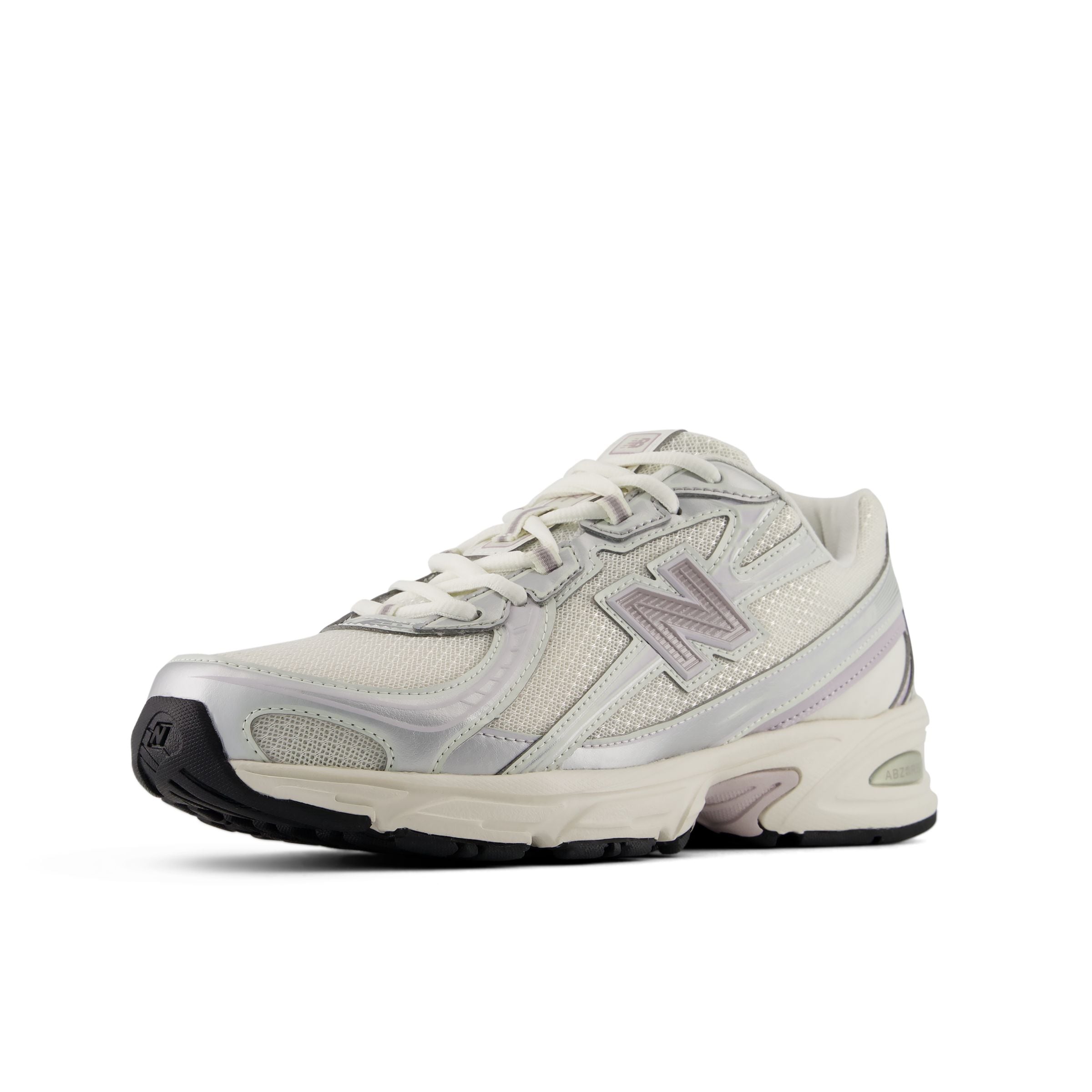 new balance 'Sneaker 740'. in Grau