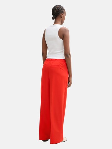 TOM TAILOR DENIM Loosefit Pantalon in Rood
