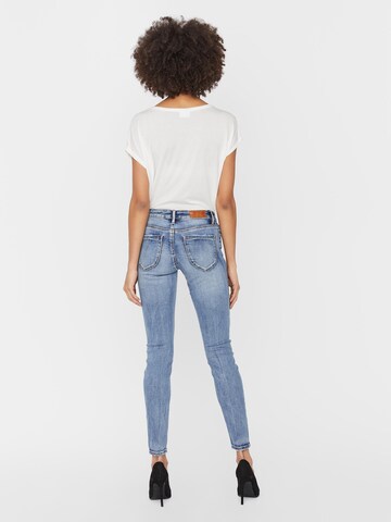 Skinny Jean 'Lydia' VERO MODA en bleu